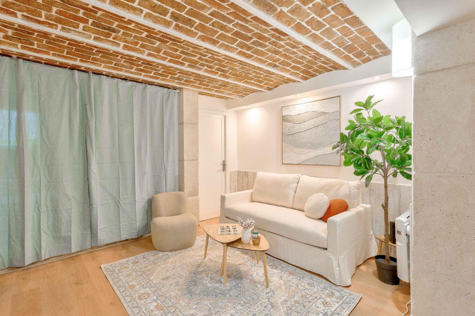 Gare En Face A Pied - Paris 10Mn - Parking Prive Gratuit - De 1 A 8 Personnes - Souplex - Tout Equipe - Entierement Renove Montmagny Exterior foto